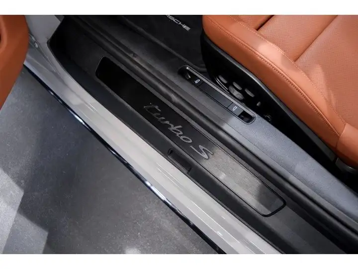 Porsche Turbo 2026, foto 19