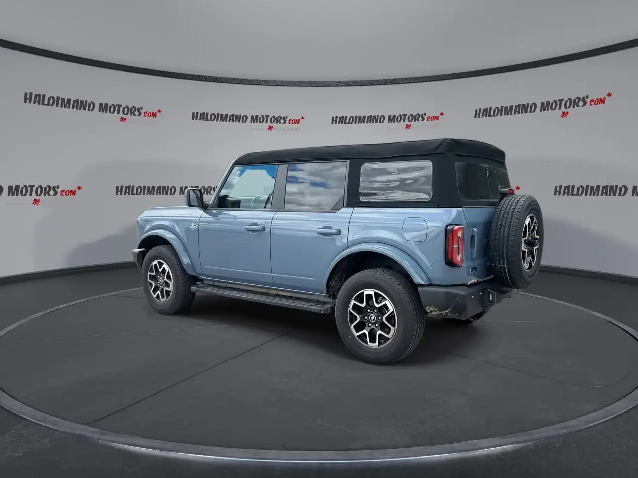 Ford Bronco снимка Ford Bronco