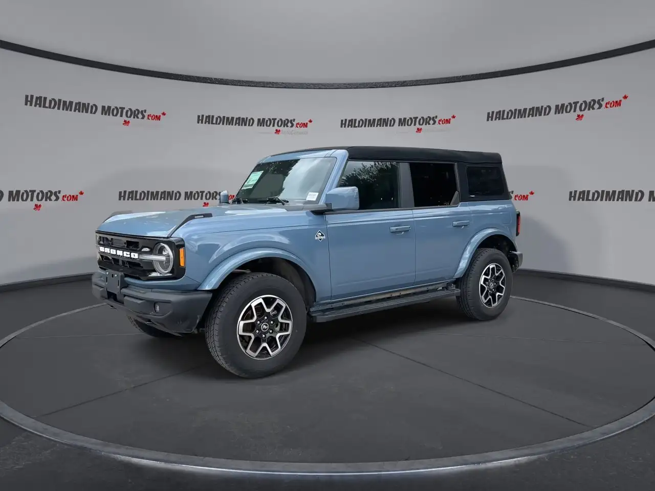 Ford Bronco снимка Ford Bronco