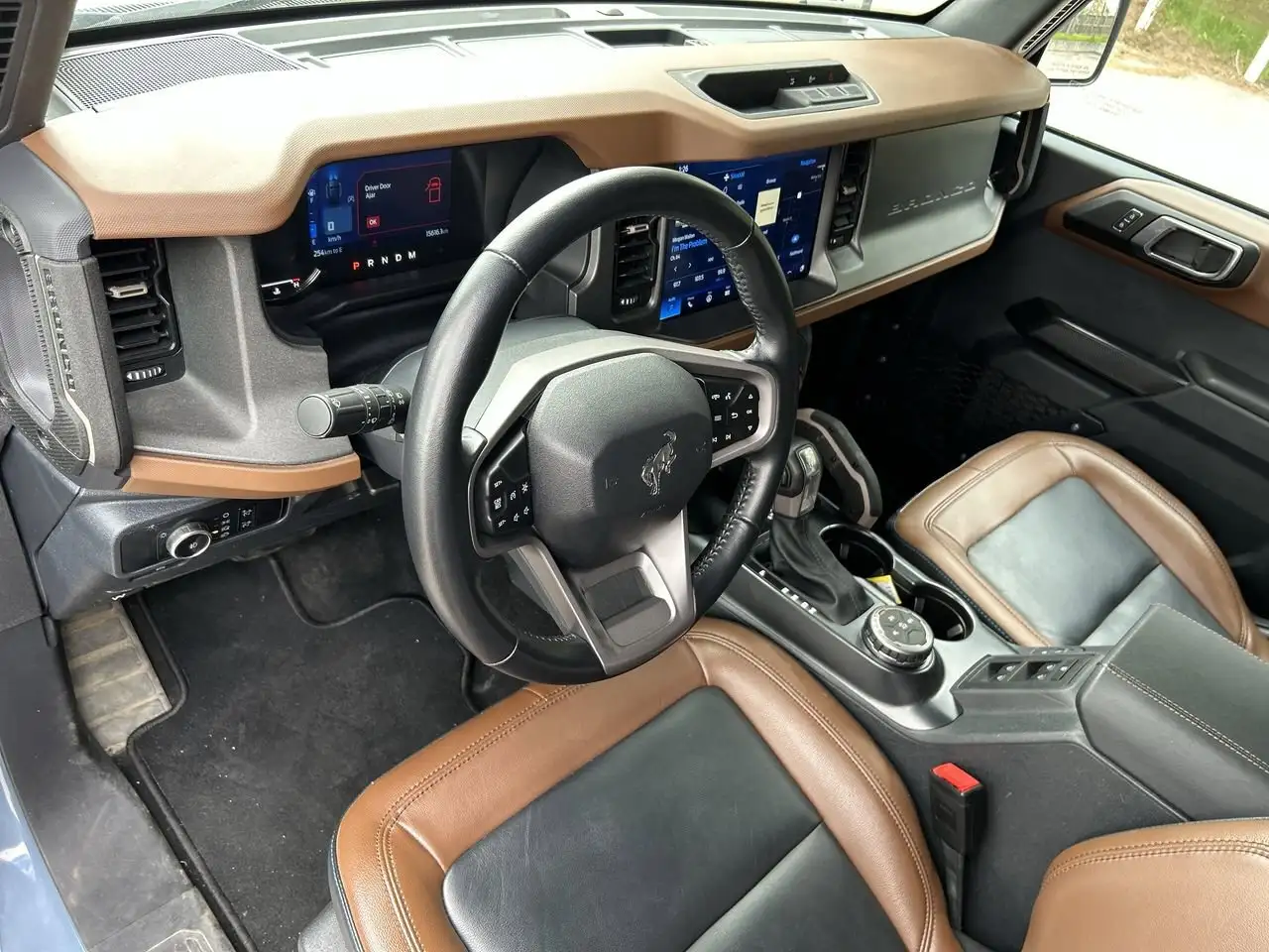Ford Bronco снимка Ford Bronco