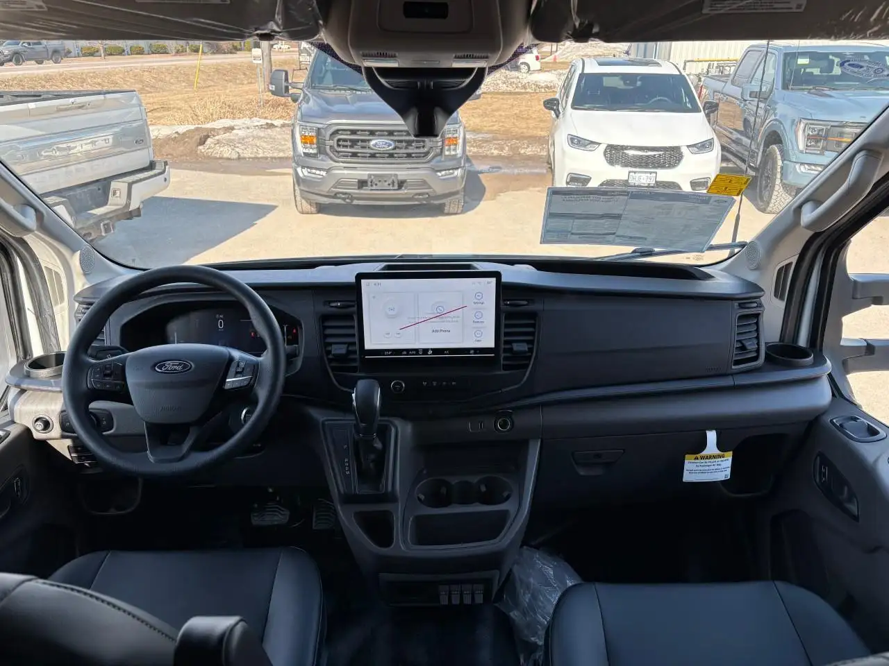 Ford Transit Cargo Van снимка Ford Transit Cargo Van