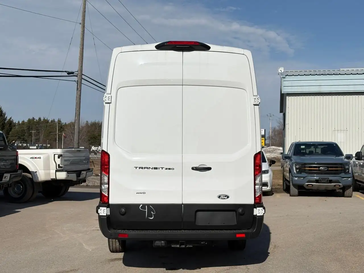 Ford Transit Cargo Van снимка Ford Transit Cargo Van