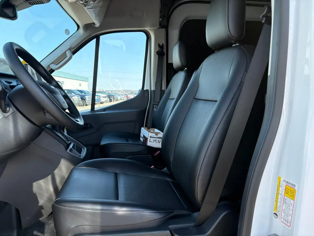 Ford Transit Cargo Van снимка Ford Transit Cargo Van
