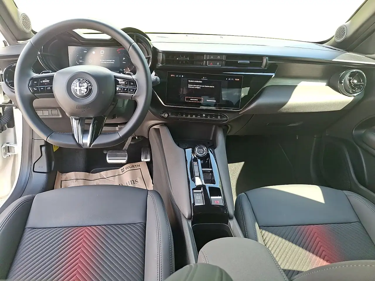 Alfa Romeo Junior 2025 — фото 10