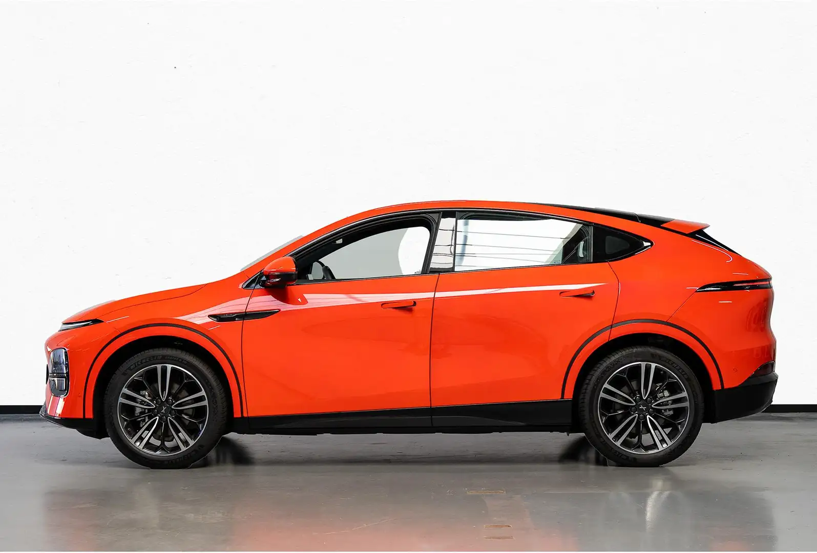 Xpeng G6 RWD Standard Range 66 kWh Apple Carplay | Trekhaak Oranje - 2