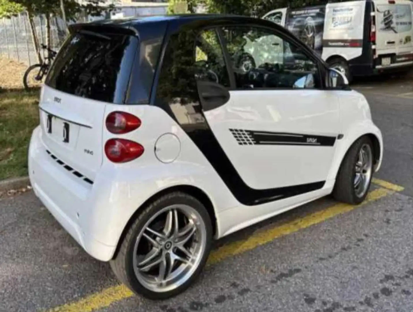smart forTwo Smart Coupé 1.0 71ch mhd Passion Blanc - 2