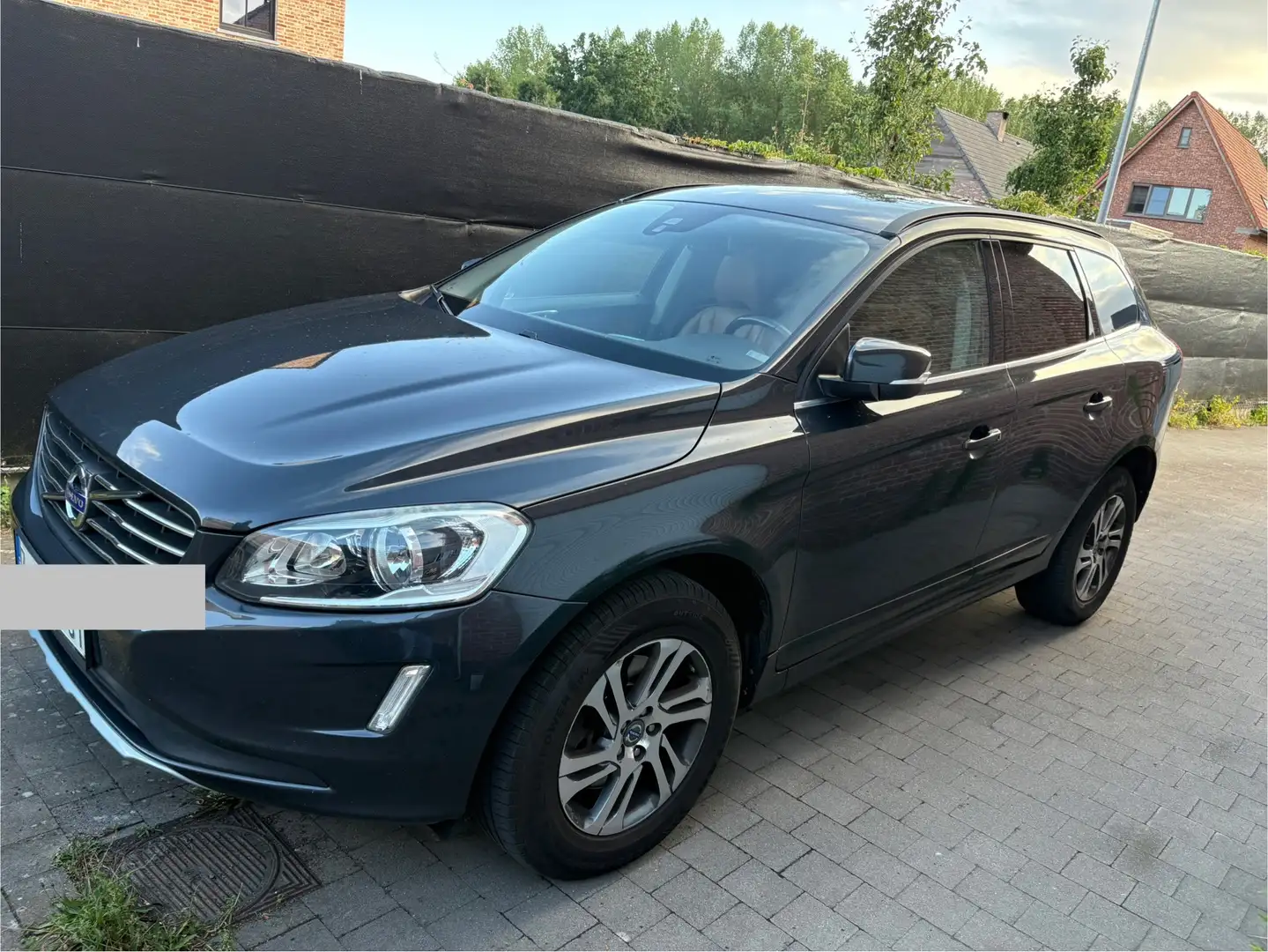 Volvo XC60 D4 AWD Geartronic Kinetic - 1