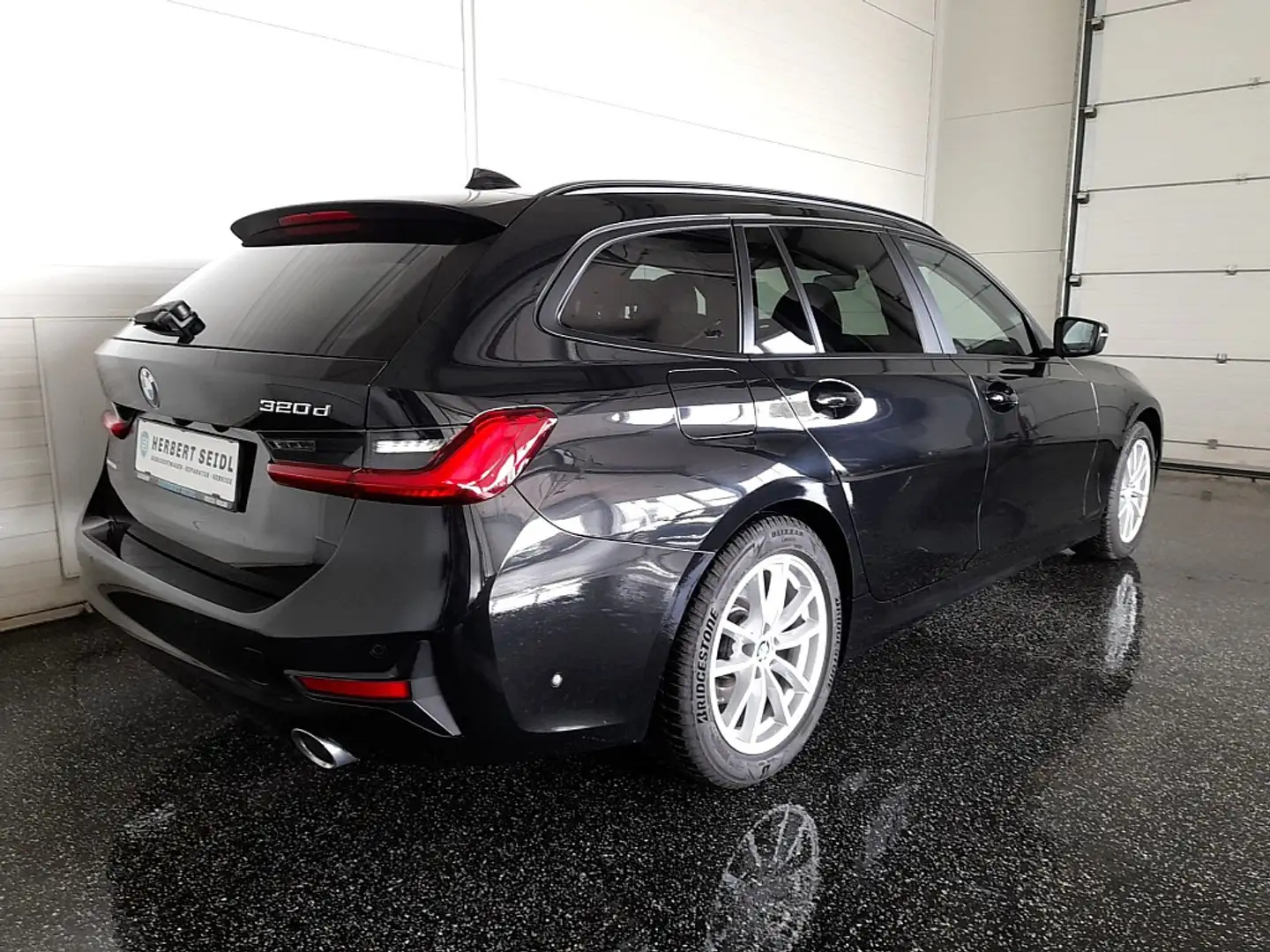 BMW 320 d Touring "SPORT" Aut. *VOLL LED / NAVI / ACC /... Noir - 2