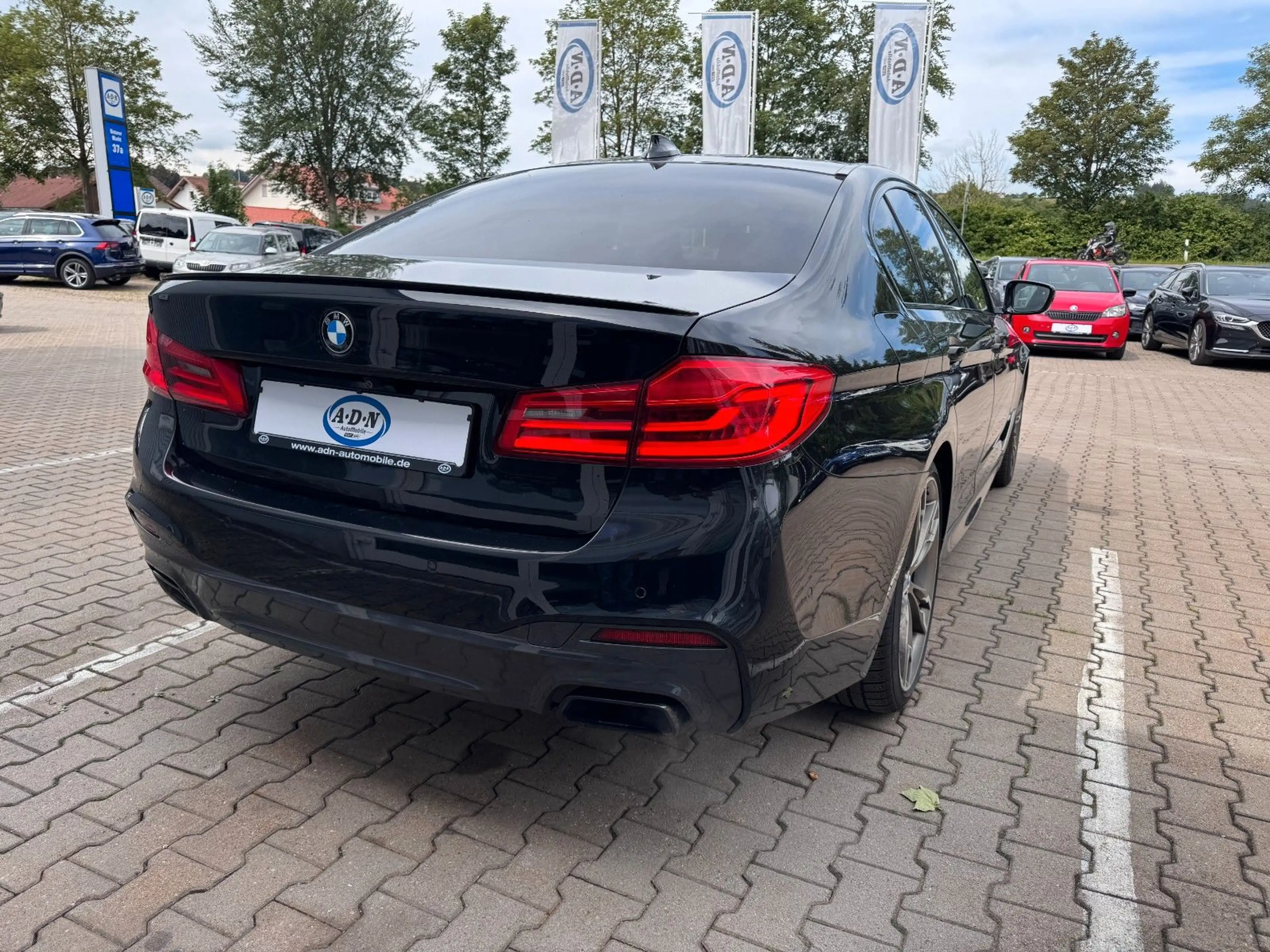BMW 550 d Limousine  xDrive *Kühlwasser-Verbrauch!* — photo 4