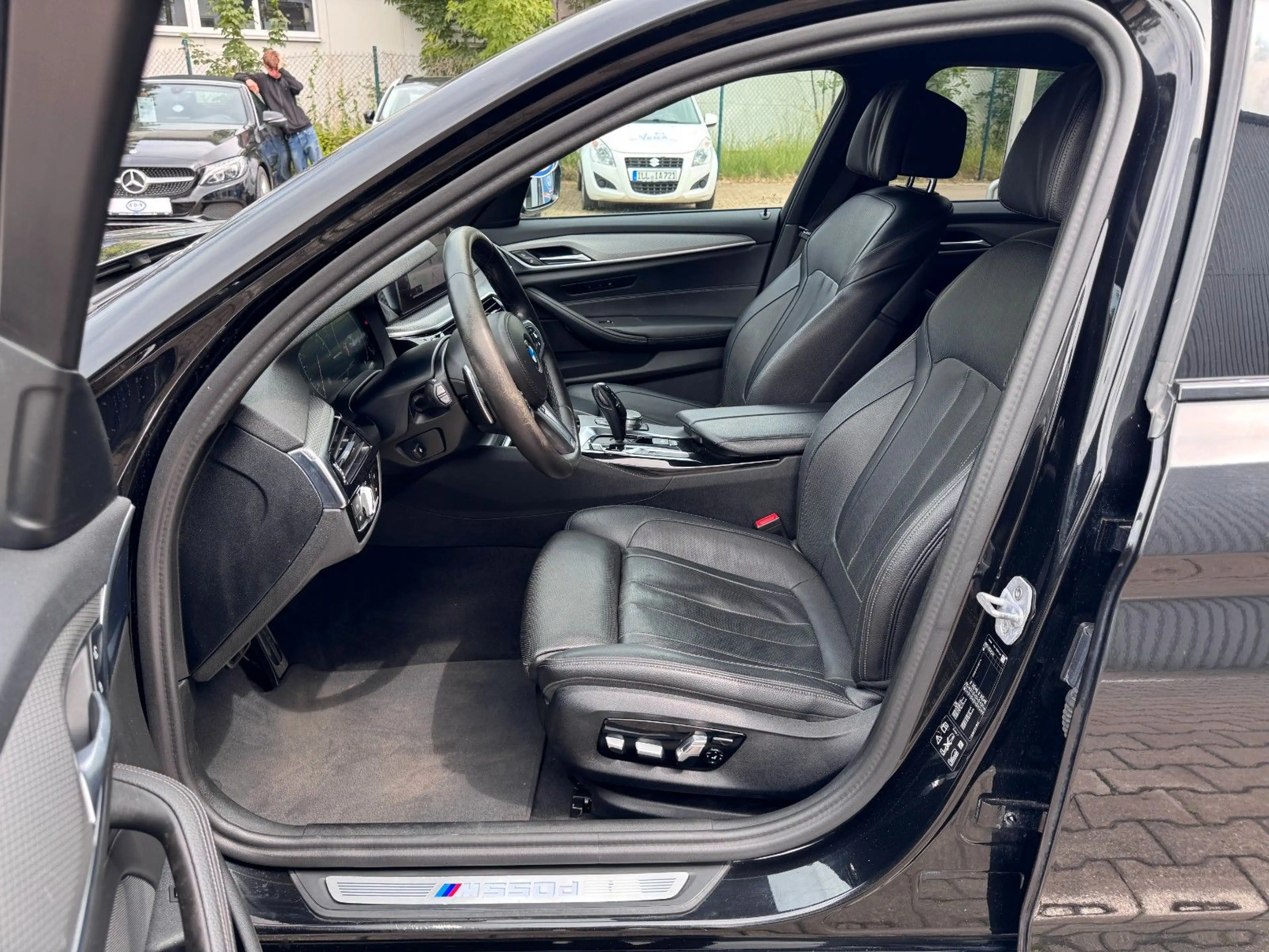 BMW 550 d Limousine  xDrive *Kühlwasser-Verbrauch!* — photo 7