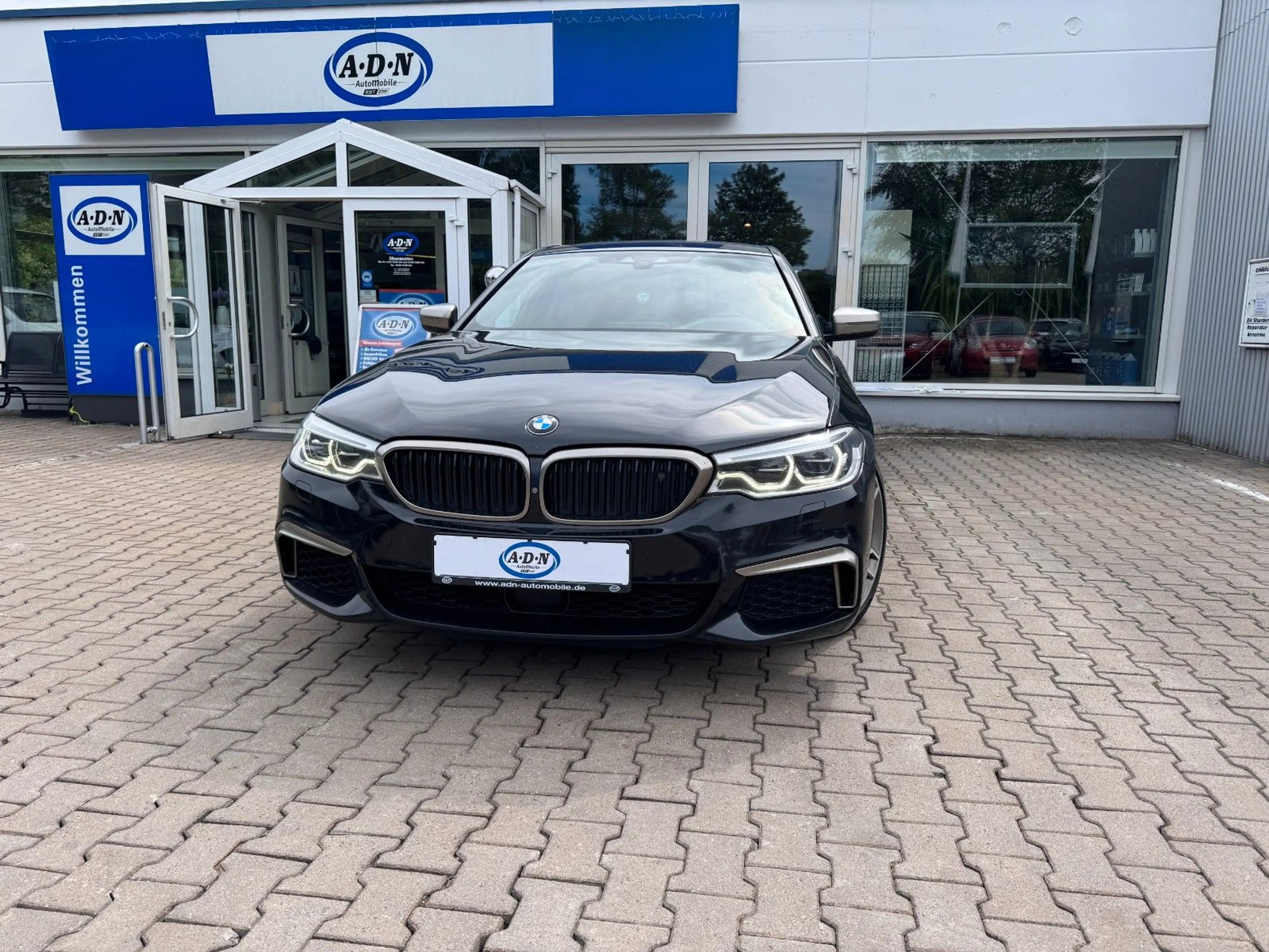 BMW 550 d Limousine xDrive *Kühlwasser-Verbrauch!*
