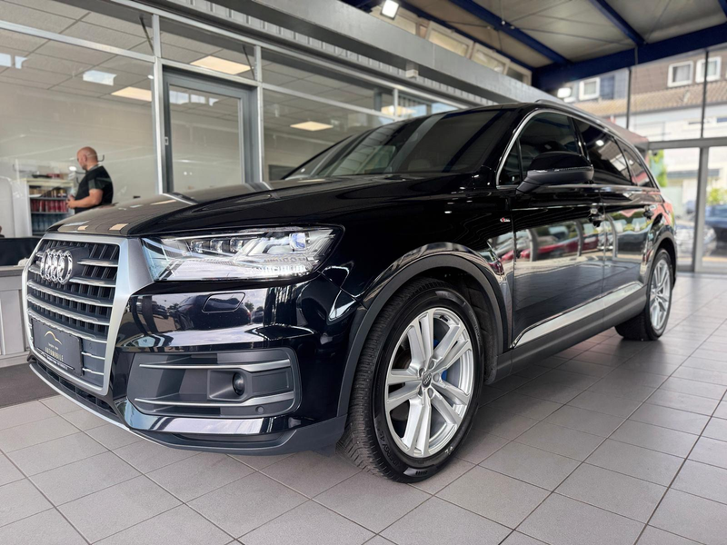 Audi Q7 3.0TDI quattro 3xS-Line VIRT BOSE AHK KAM ACC — photo 5