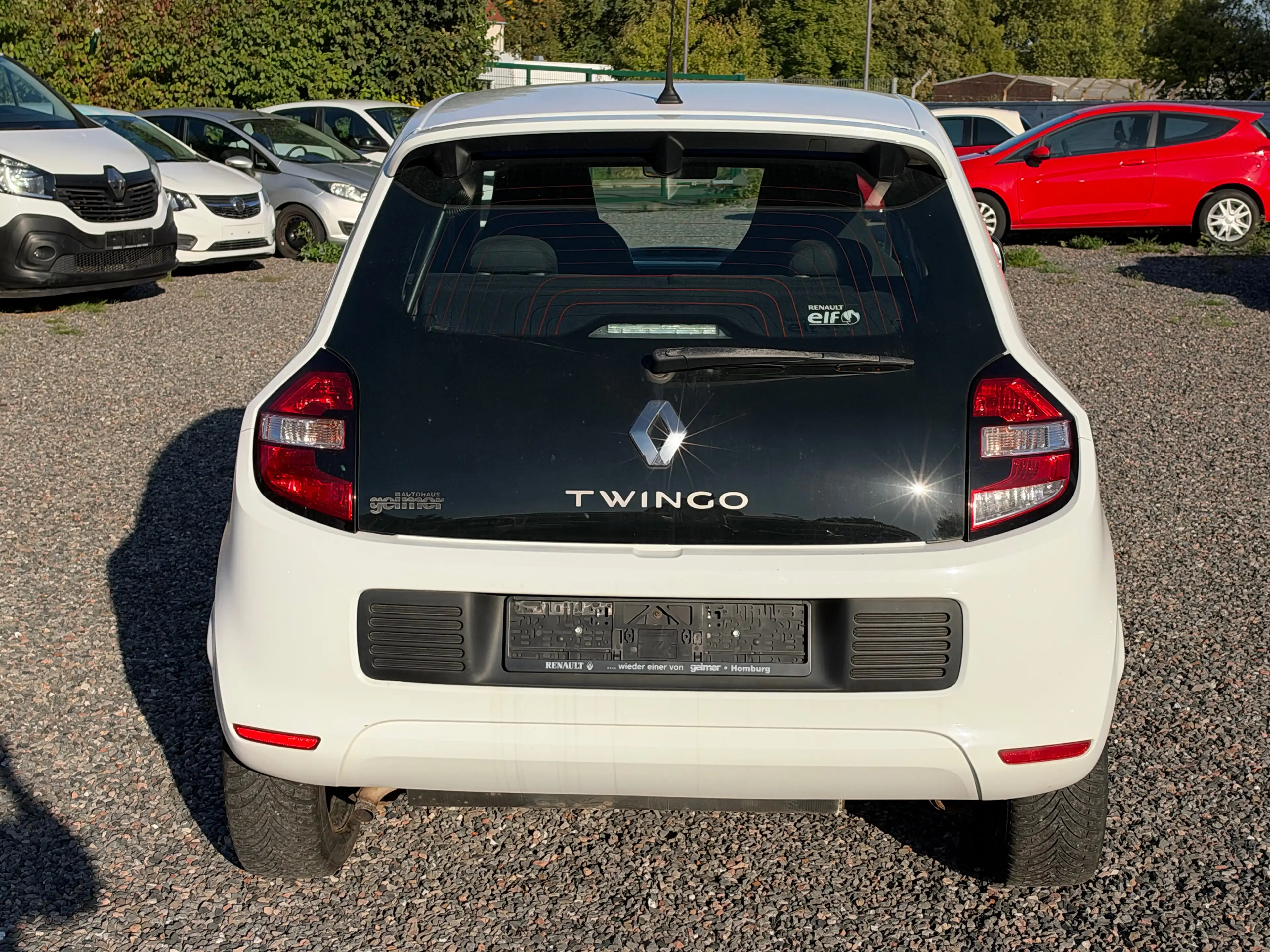 Renault Twingo Limited /TÜV 3/2028 — photo 6