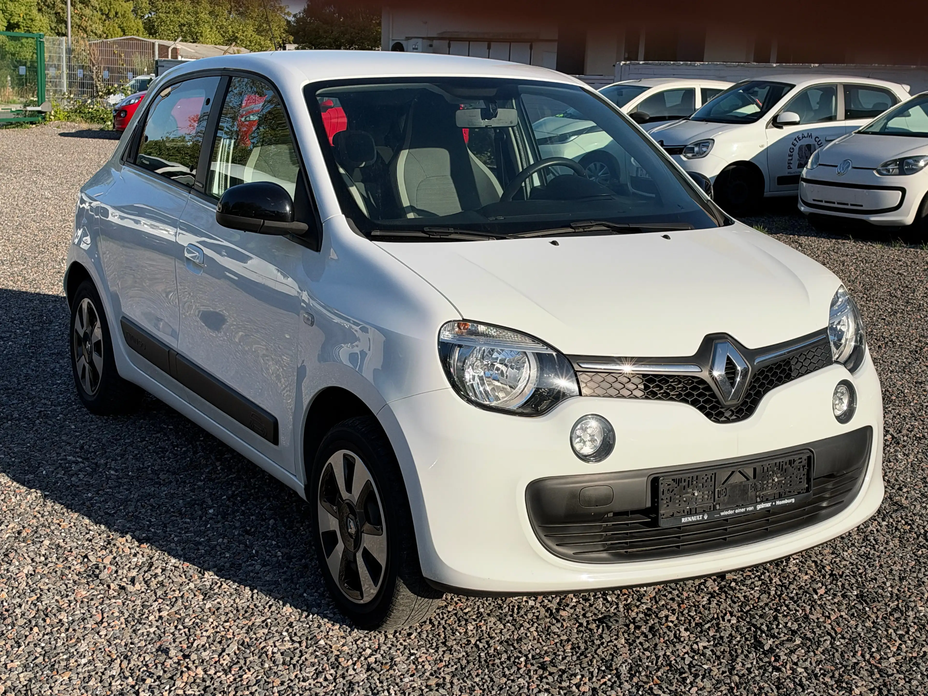 Renault Twingo Limited /TÜV 3/2028 — photo 3
