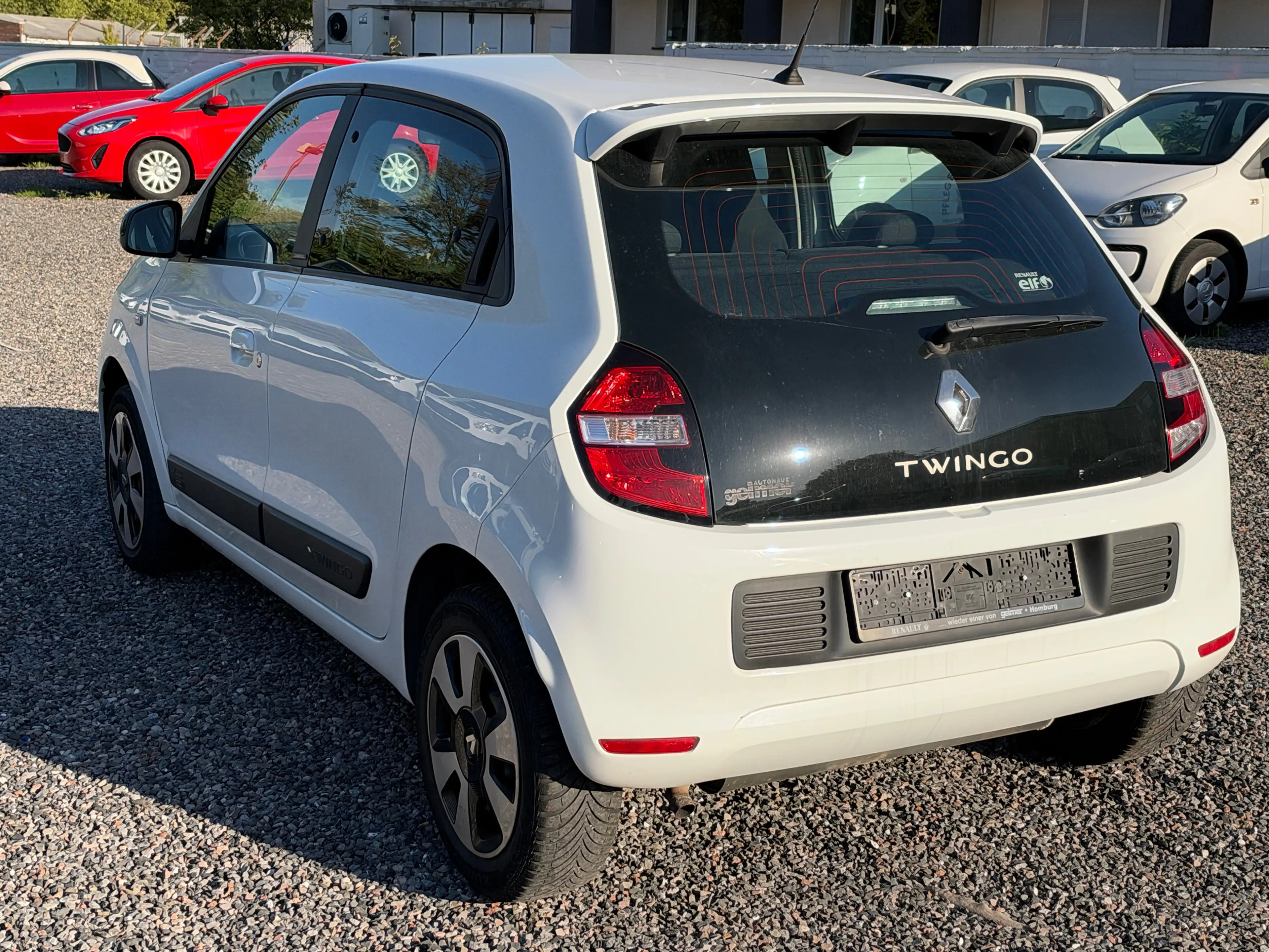 Renault Twingo Limited /TÜV 3/2028 — photo 7