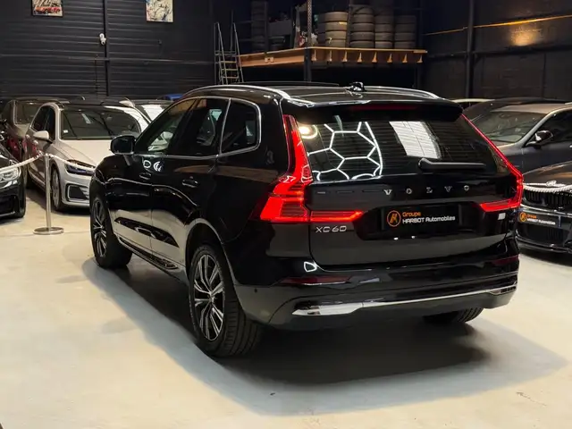 Volvo XC60 view 4