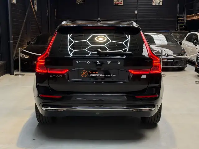 Volvo XC60 view 5