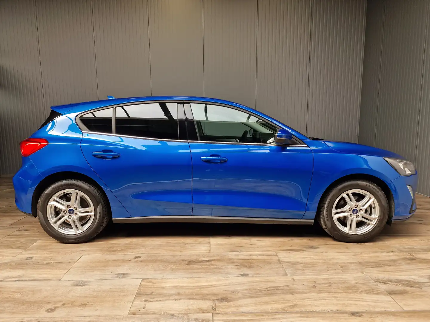 Ford Focus 1.0i Ecoboost 125pk automaat Blauw - 1
