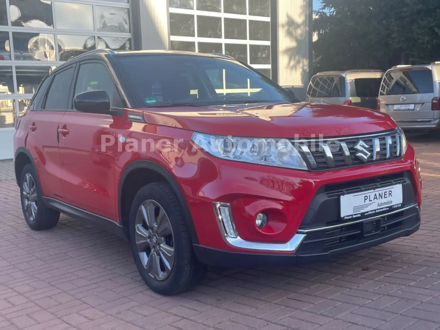 Suzuki Vitara 1.0 Comfort 4x4 1.Hand Automatik HU/AU Red - 1