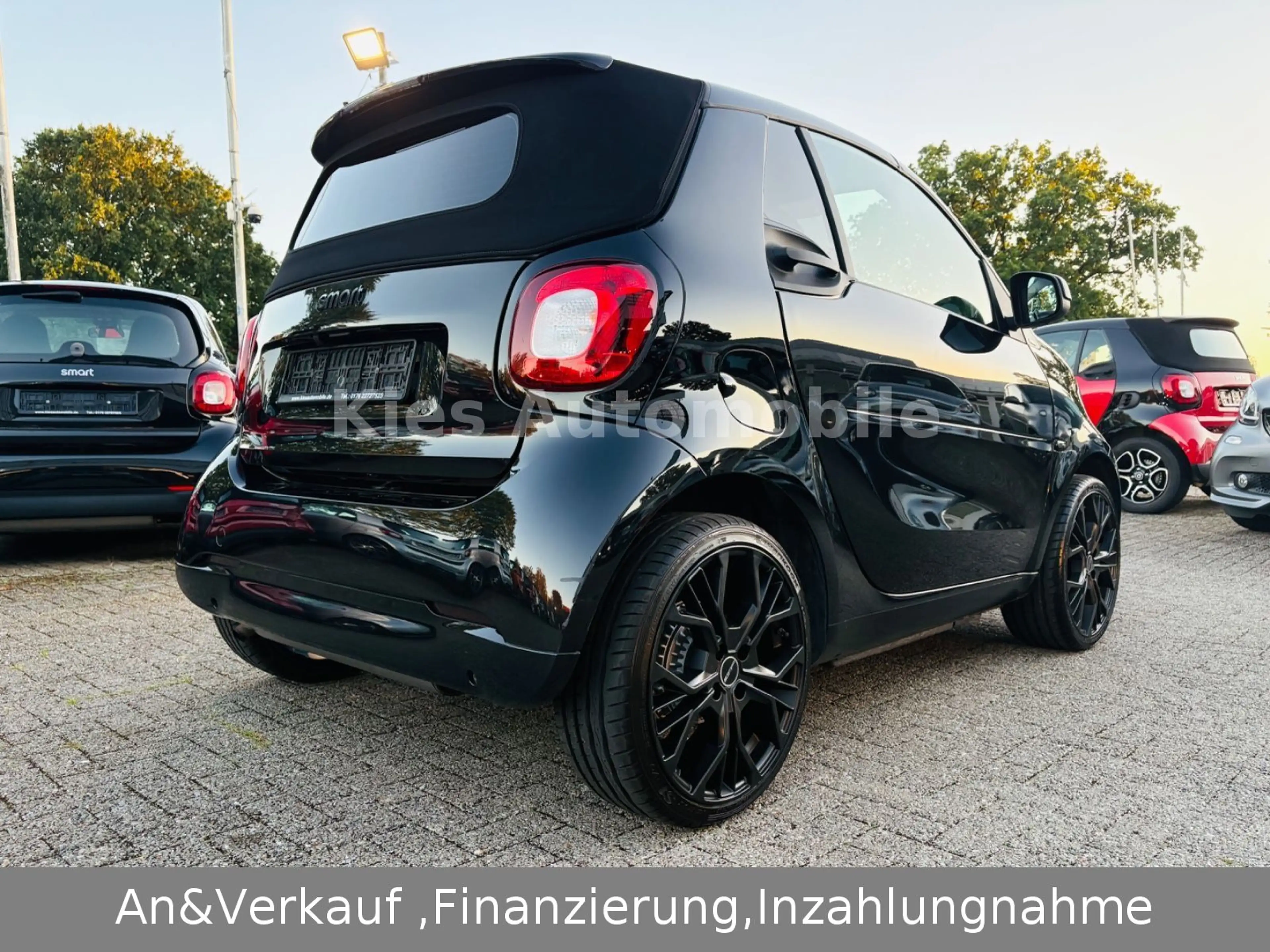 smart forTwo Cabrio Passion AUTOM/NAVI/CARPLAY/KAMERA — photo 6