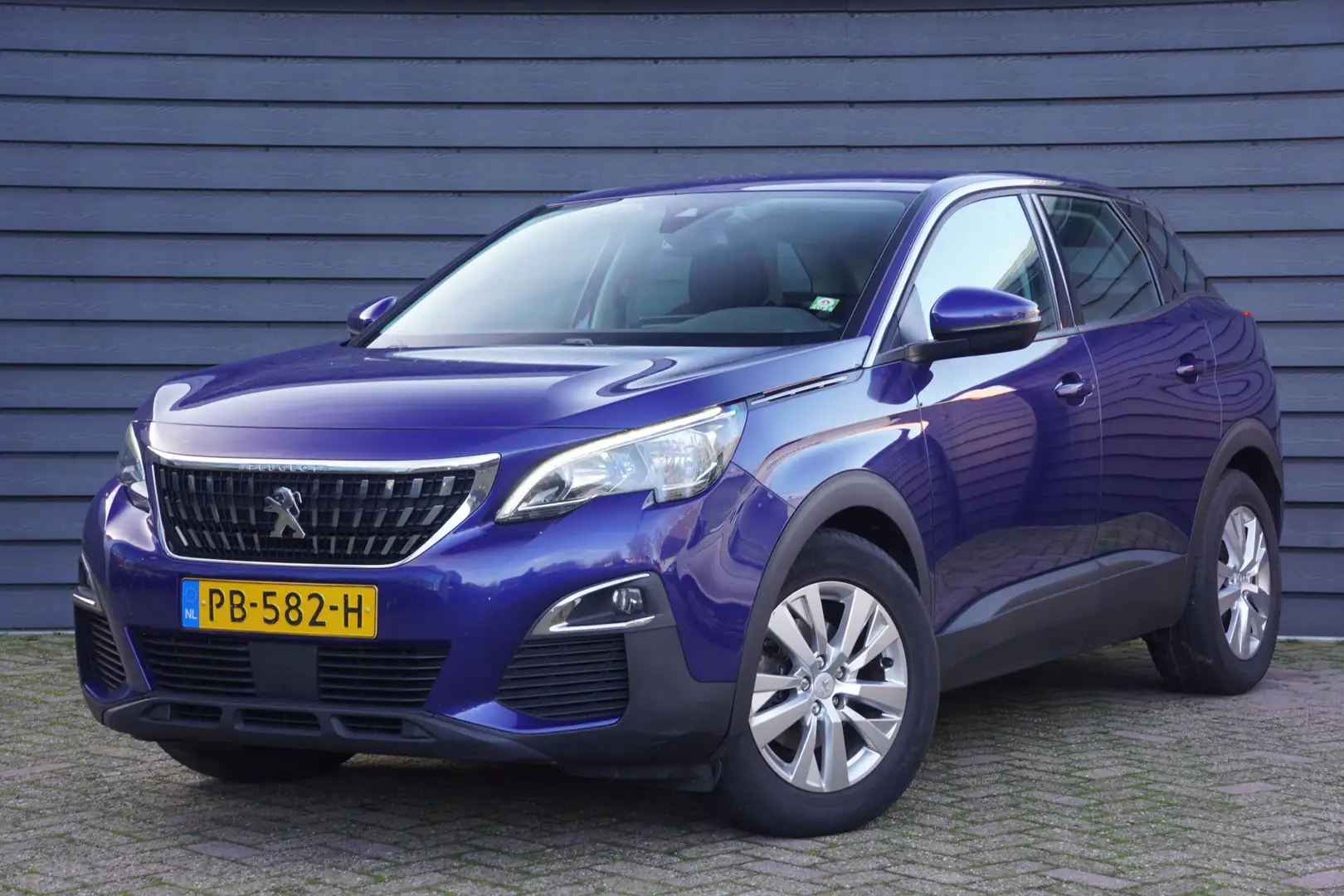 Peugeot 3008 1.6 BlueHDi Blue Lease Executive - TREKHAAK - CRUI Blue - 1