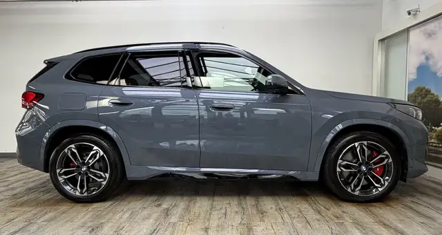 BMW X1 view 4