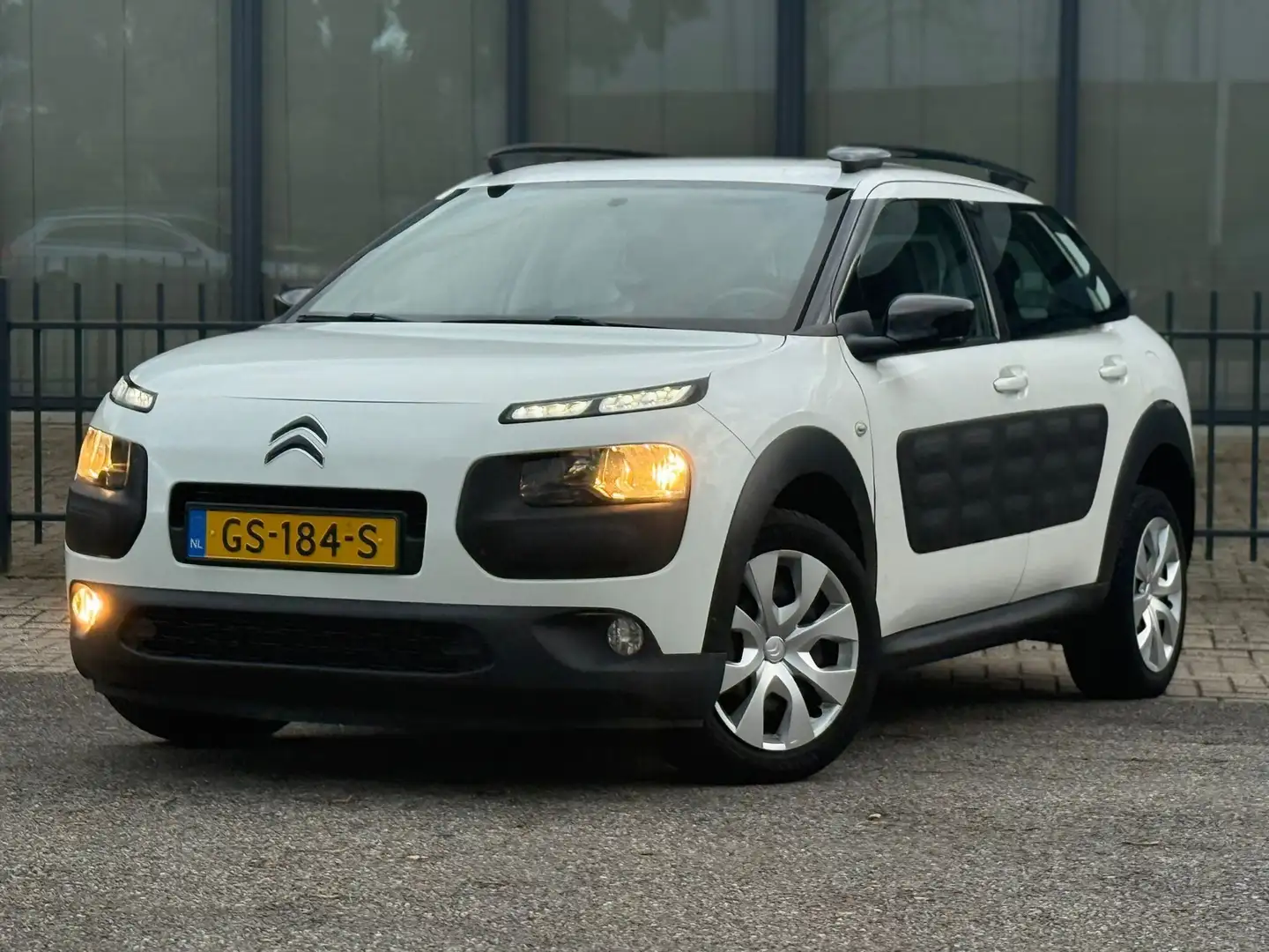 Citroen C4 Cactus 1.2 / Automaat / APK / e-VTi Feel Wit - 2
