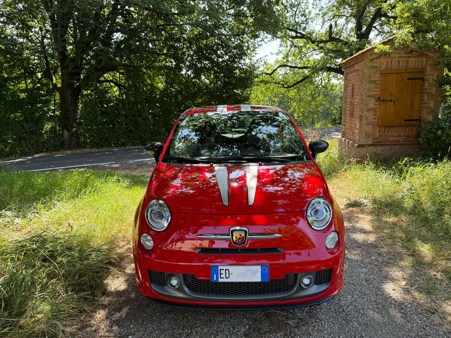Abarth 695 Tributo Ferrari Rosso - 2