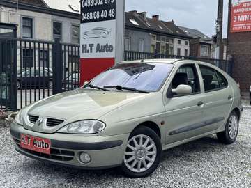 1.6i 16v. 5 Portes. Roule Tres Bien Ct Ok