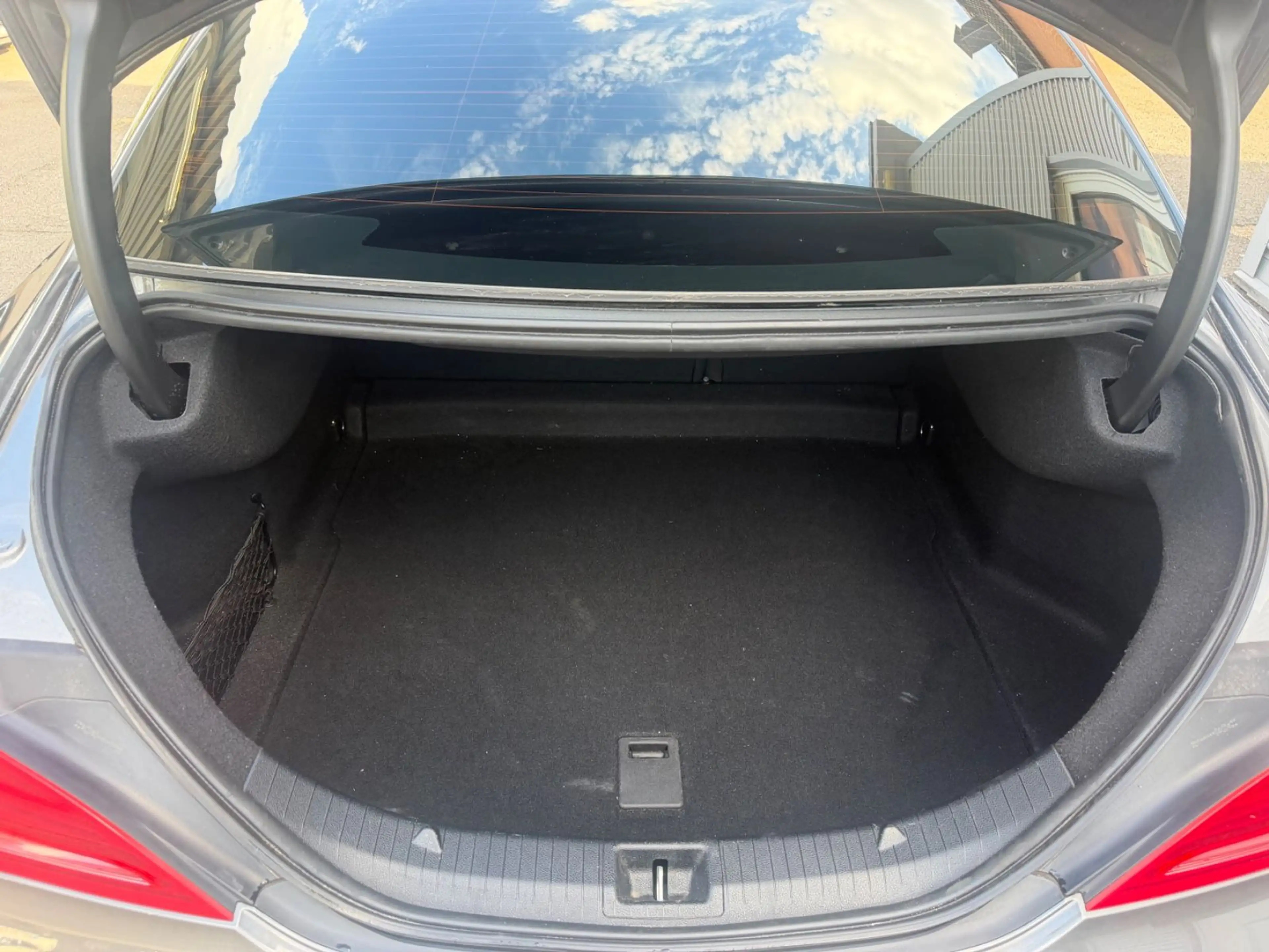Mercedes-Benz CLA 200 AUTOMATIK+PDC+TÜV NEU — photo 13