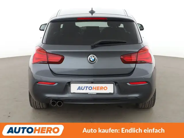 BMW 1 Series view 5