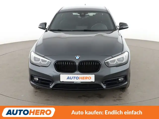 BMW 1 Series view 9