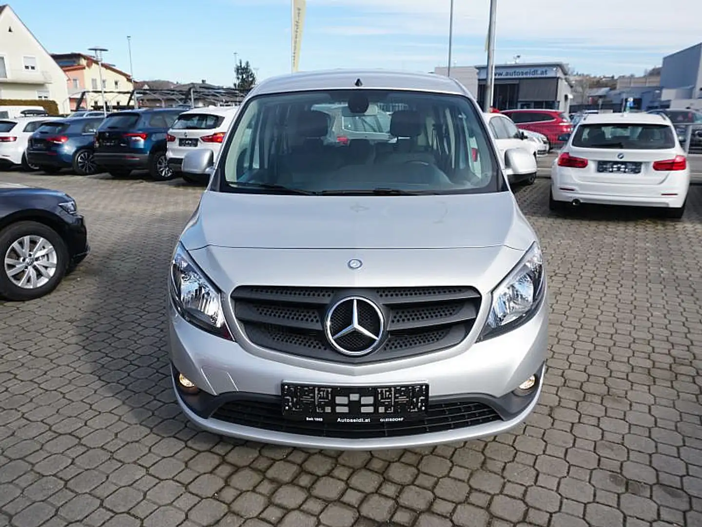 Mercedes-Benz Citan Kombi 108 CDI *nur 13.000 KM!* 1,5 Gümüş rengi - 2
