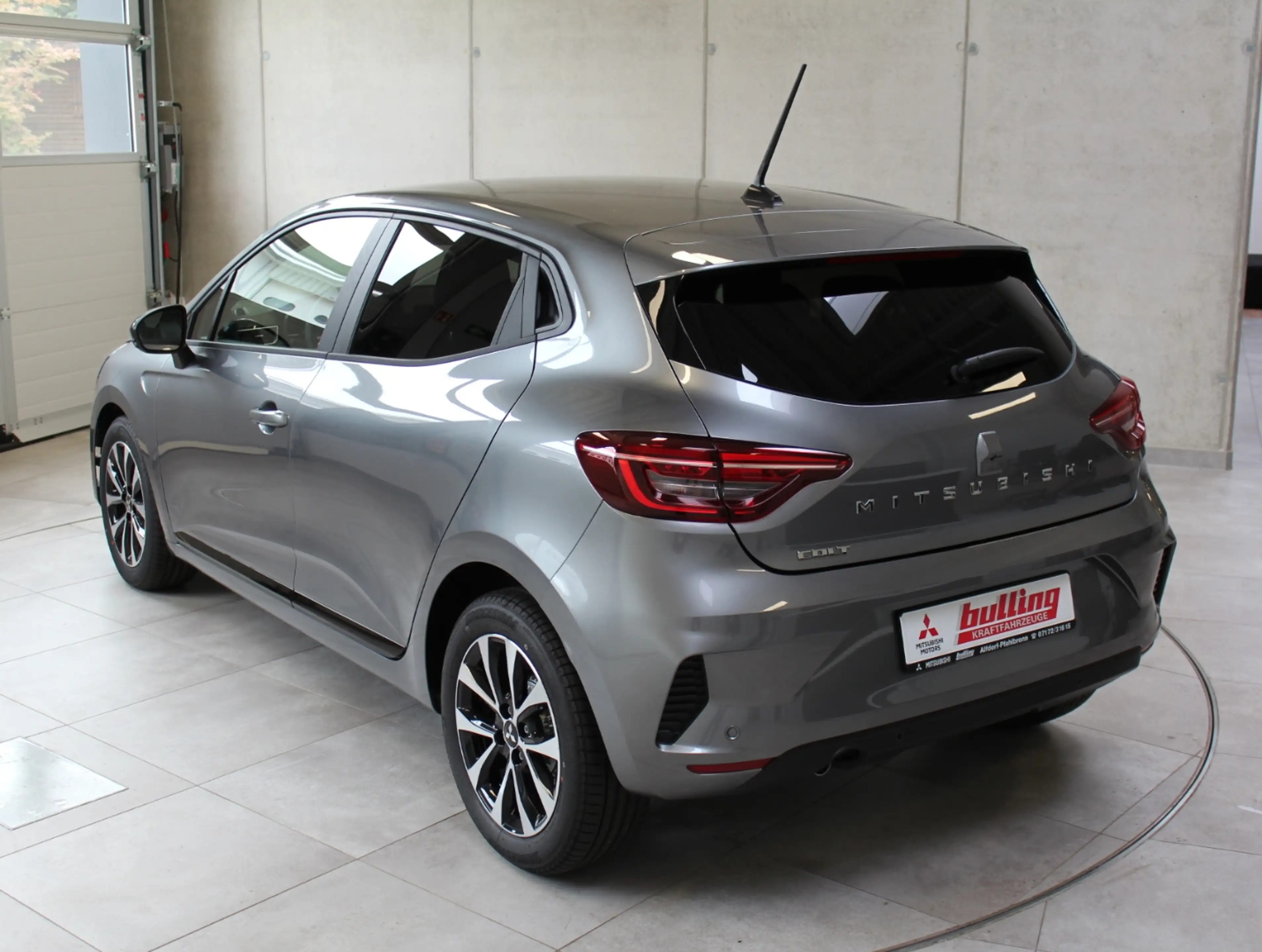 Mitsubishi Colt PLUS 1.0 T-Benziner 6-Gang — photo 7