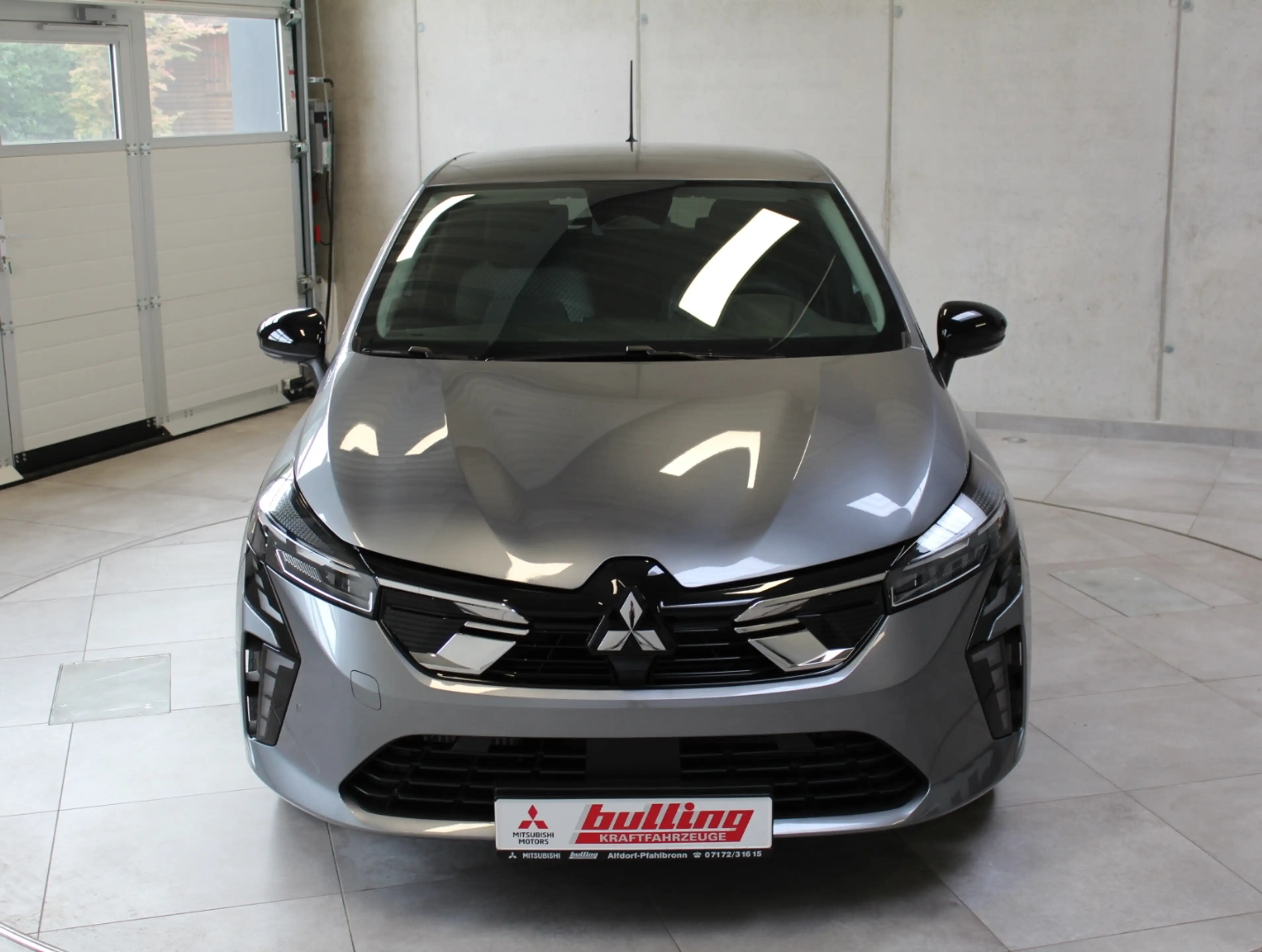 Mitsubishi Colt PLUS 1.0 T-Benziner 6-Gang — photo 3