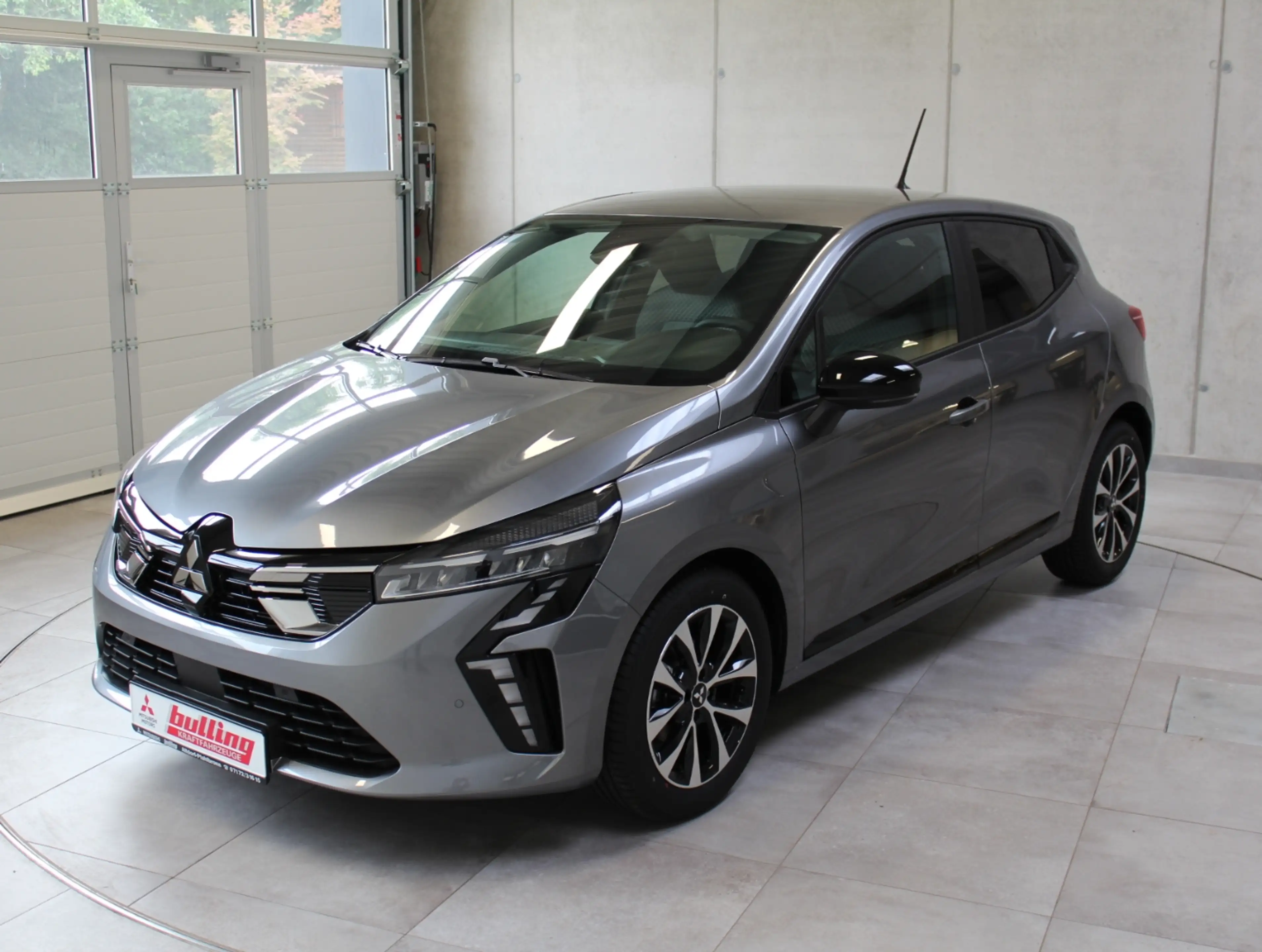 Mitsubishi Colt PLUS 1.0 T-Benziner 6-Gang — photo 2