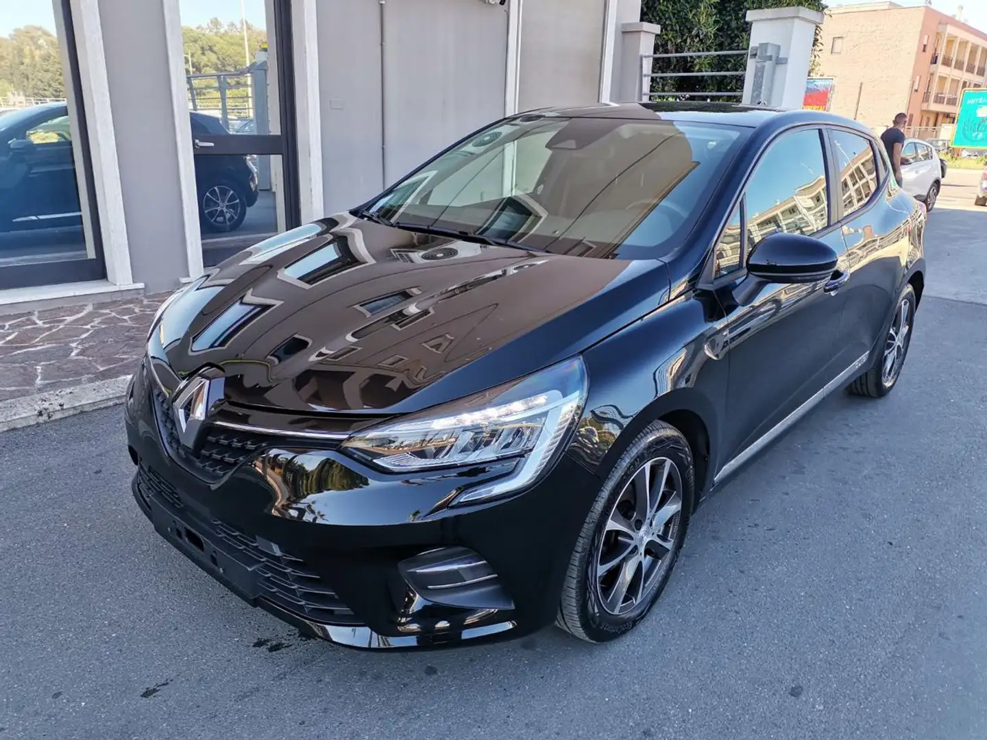 Renault Clio TCe 100 CV 5 porte Life Nero - 1