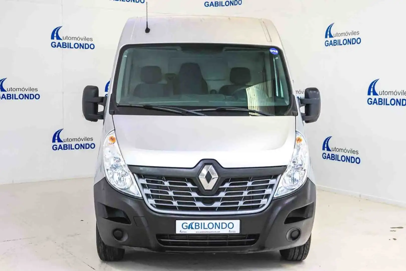 Renault Master 2.3dCi L1H2 Grijs - 2