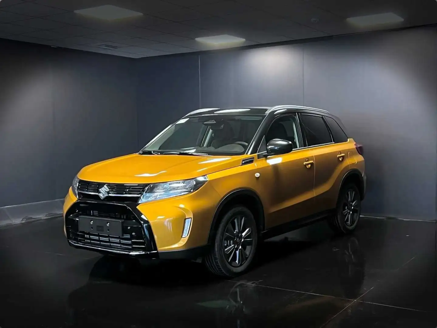 Suzuki Vitara 1.4 HYBRID ALLGRIP 4WD COOL+ Giallo - 1