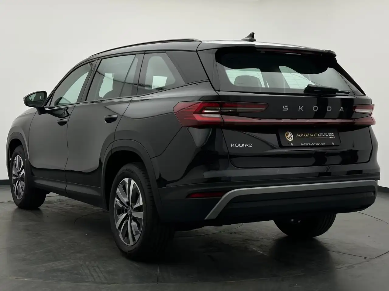 Skoda Kodiaq 1.5 TSI DSG +NAV+MATRIX+7-SITZER+CAM+AHK, миниатюра 9