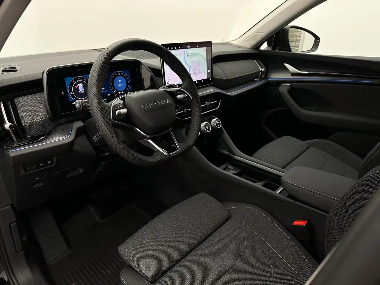 Skoda Kodiaq 1.5 TSI DSG +NAV+MATRIX+7-SITZER+CAM+AHK, миниатюра 14