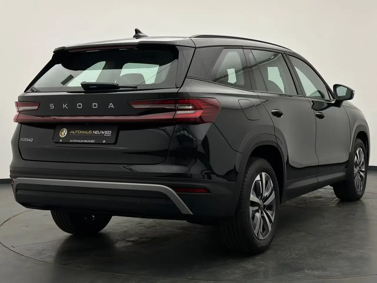 Skoda Kodiaq 1.5 TSI DSG +NAV+MATRIX+7-SITZER+CAM+AHK, миниатюра 12