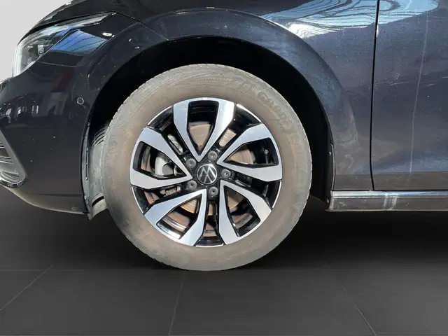 Volkswagen Golf view 7