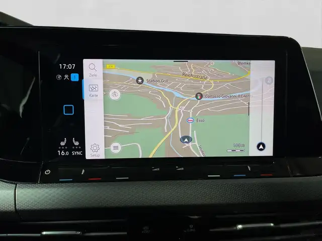 Volkswagen Golf view 12