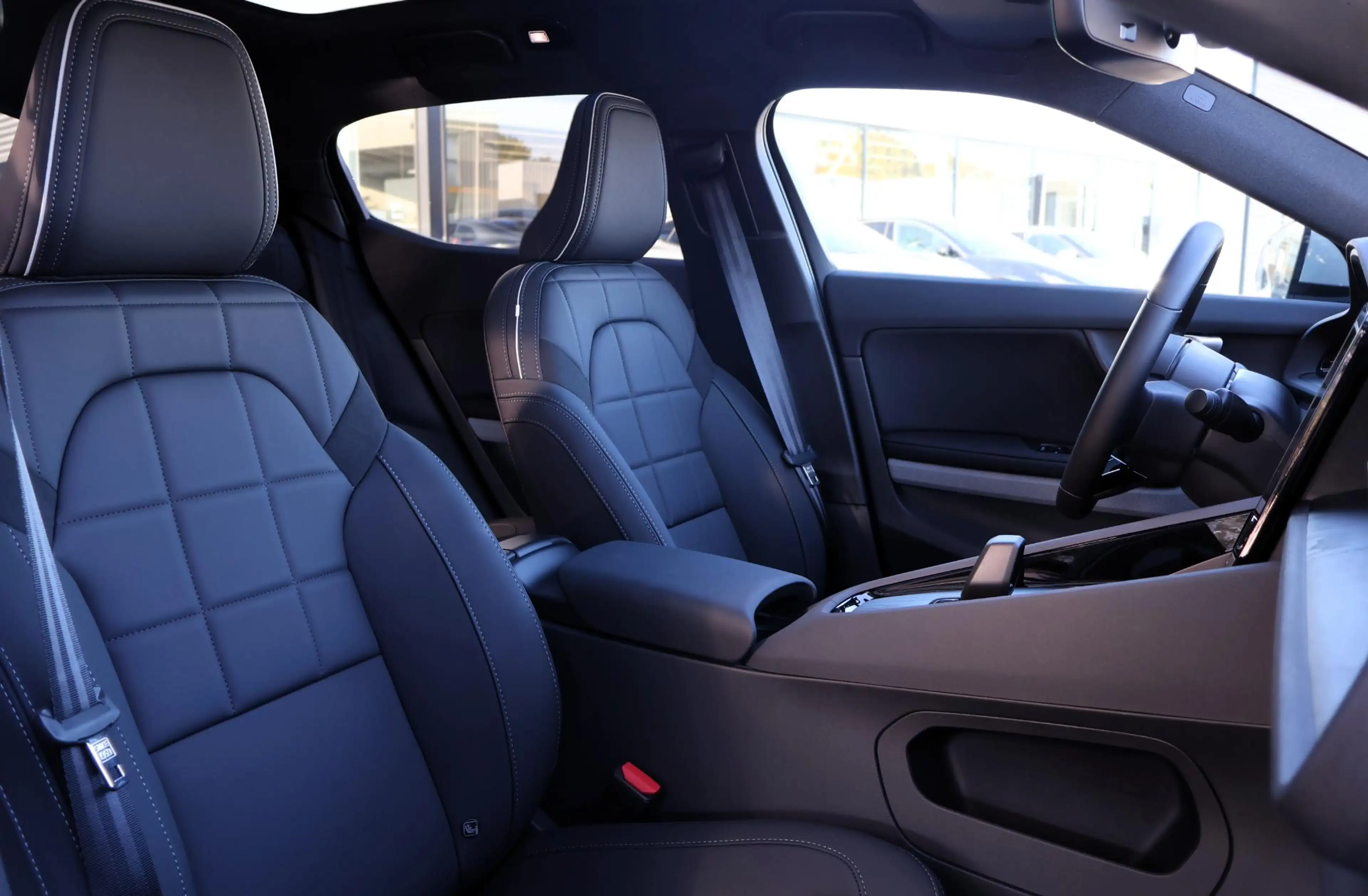 Polestar 2 Long Range Single Motor Prime 82 kWh | Panoramadak — photo 2