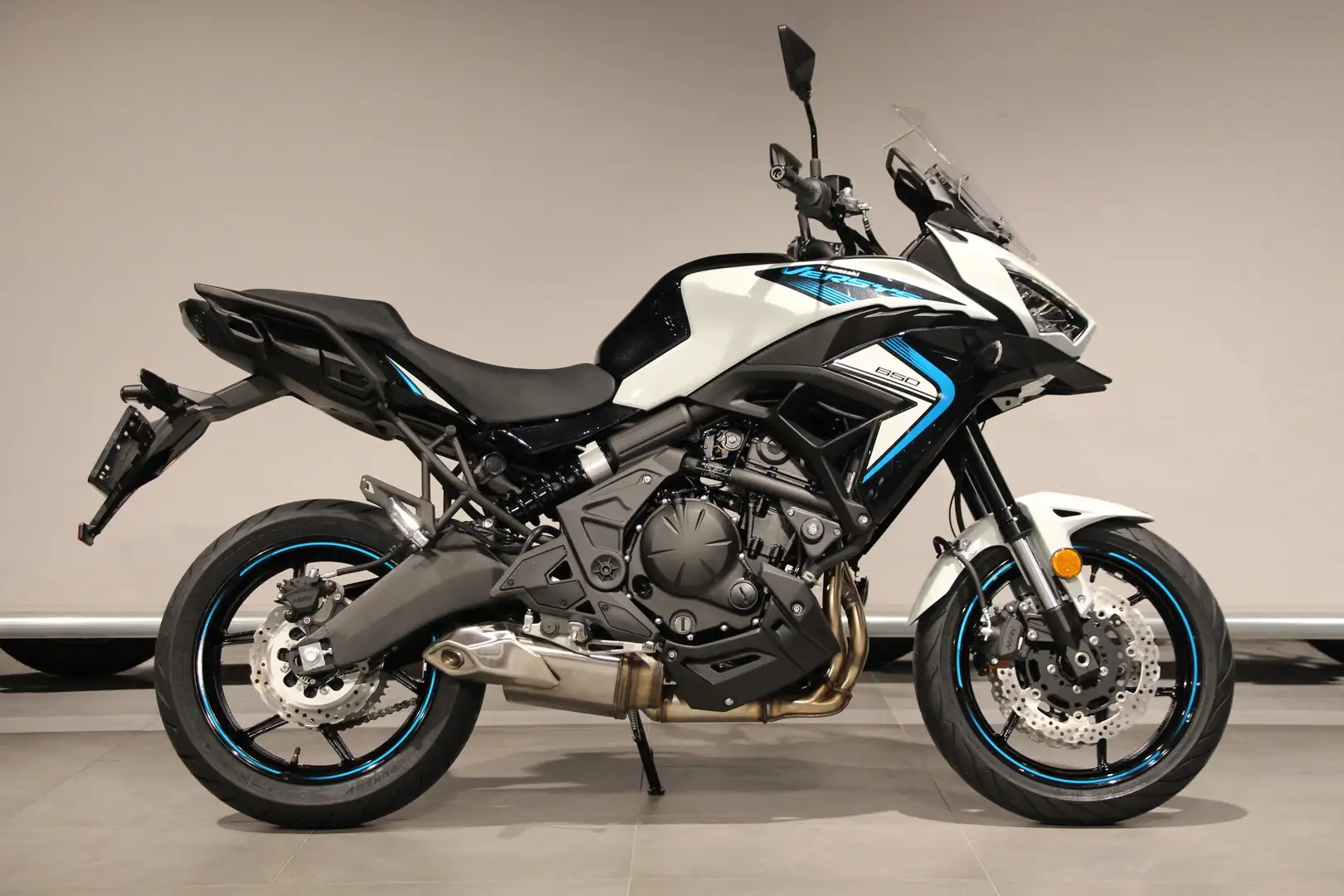 Kawasaki Versys 650 ABS Černá - 1
