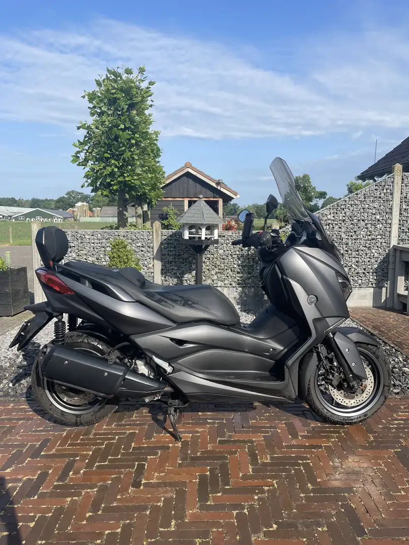 Yamaha X-Max 300 In nieuwstaat Noir - 1