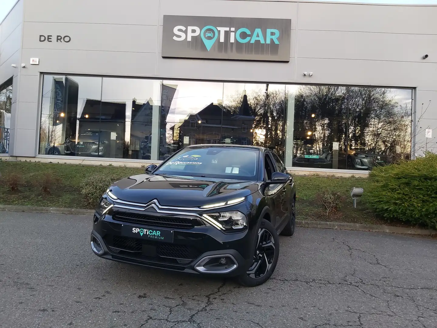 Citroen C4 C4 1.2i 130ch SHINE AUTOMATIQUE Zwart - 2
