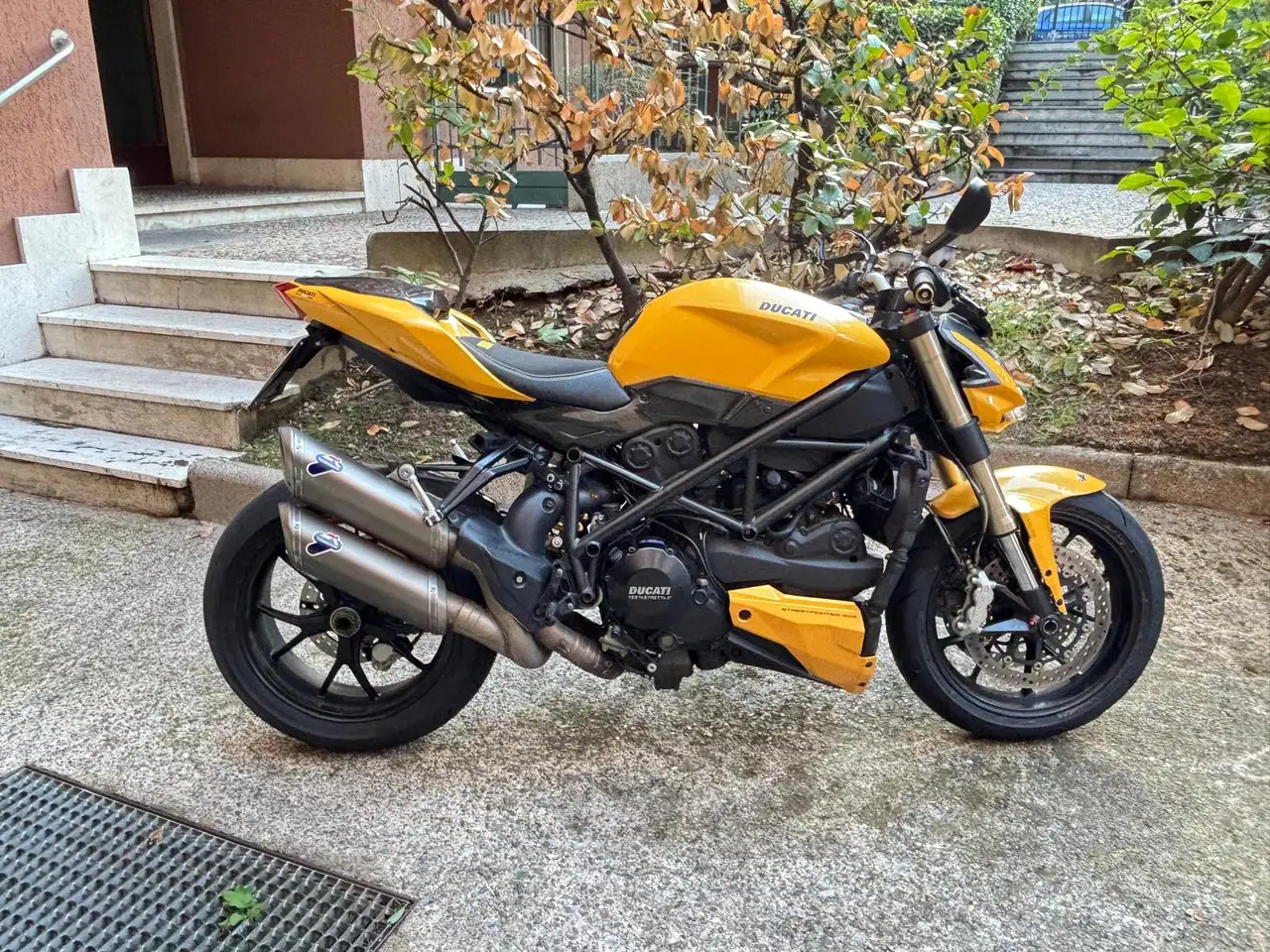 Ducati Streetfighter