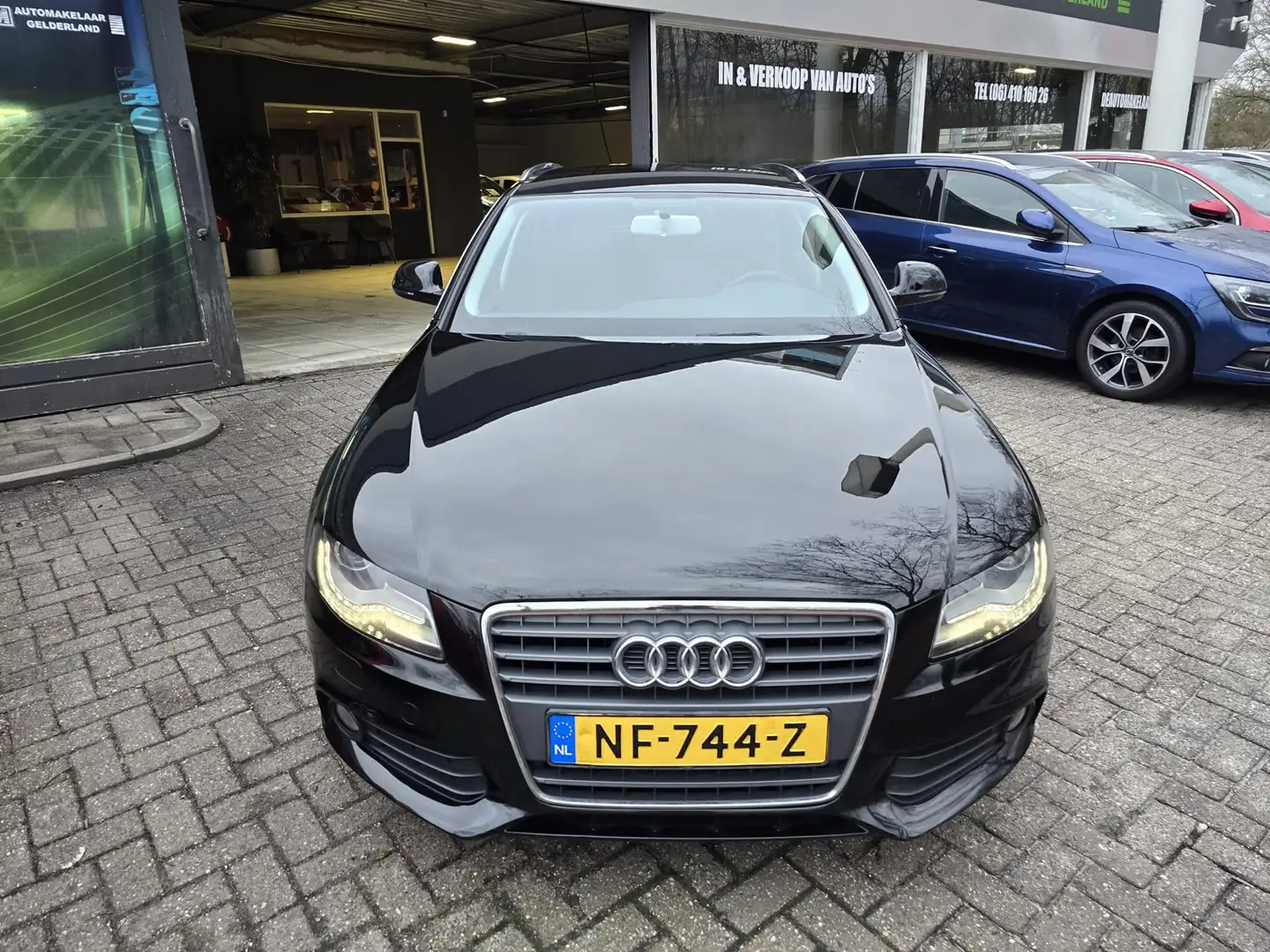 Audi A4 Avant 1.8 TFSI |AUTOMAAT | 12MND GARANTIE | NAVI | Schwarz - 2